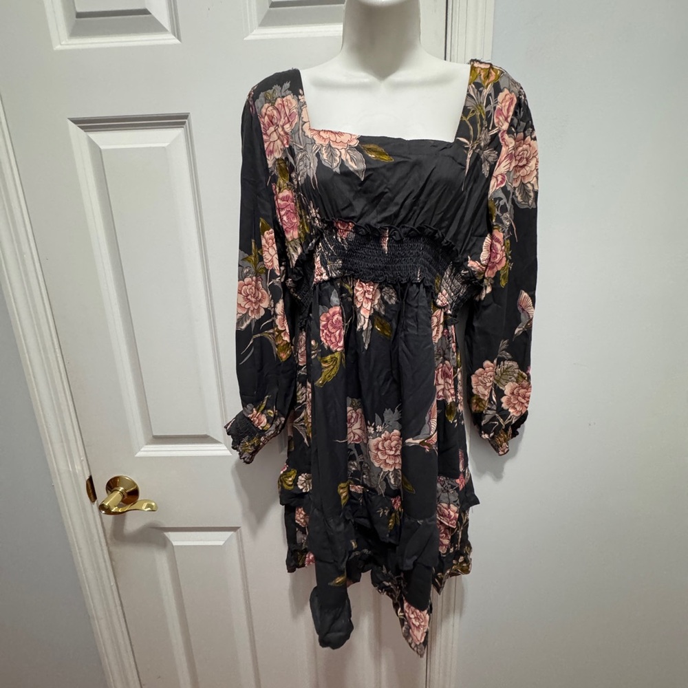 Floral Black mini Dress with Pink Roses size large